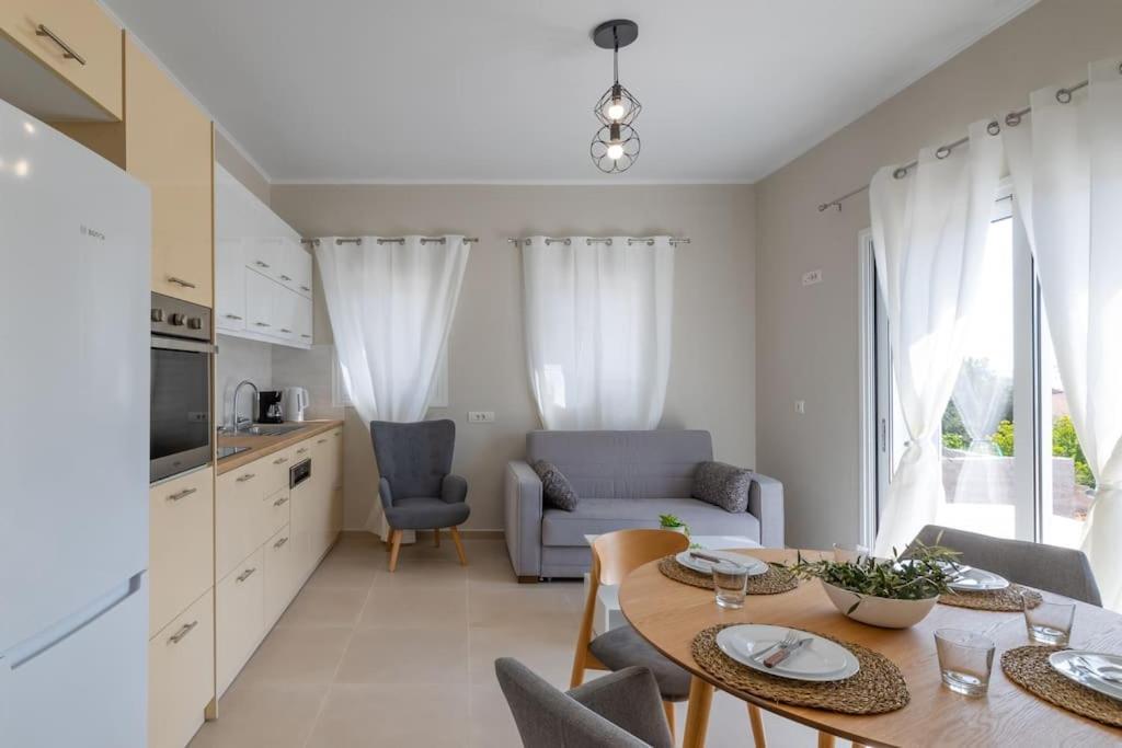 Maritina'S Apartments Amazing Sea View Agia Efimia Esterno foto